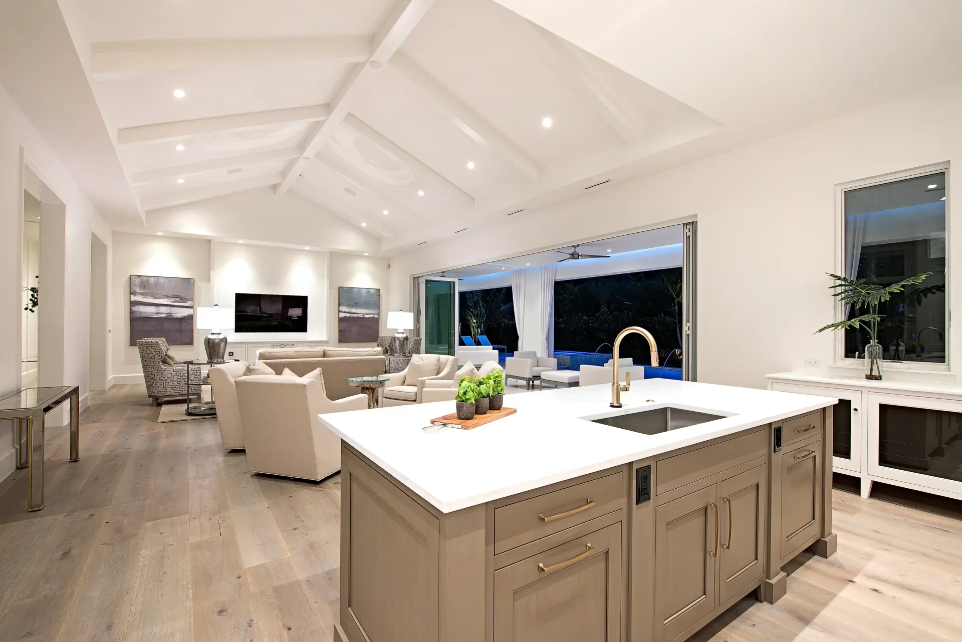 Grabill_21470_Kitchen_2